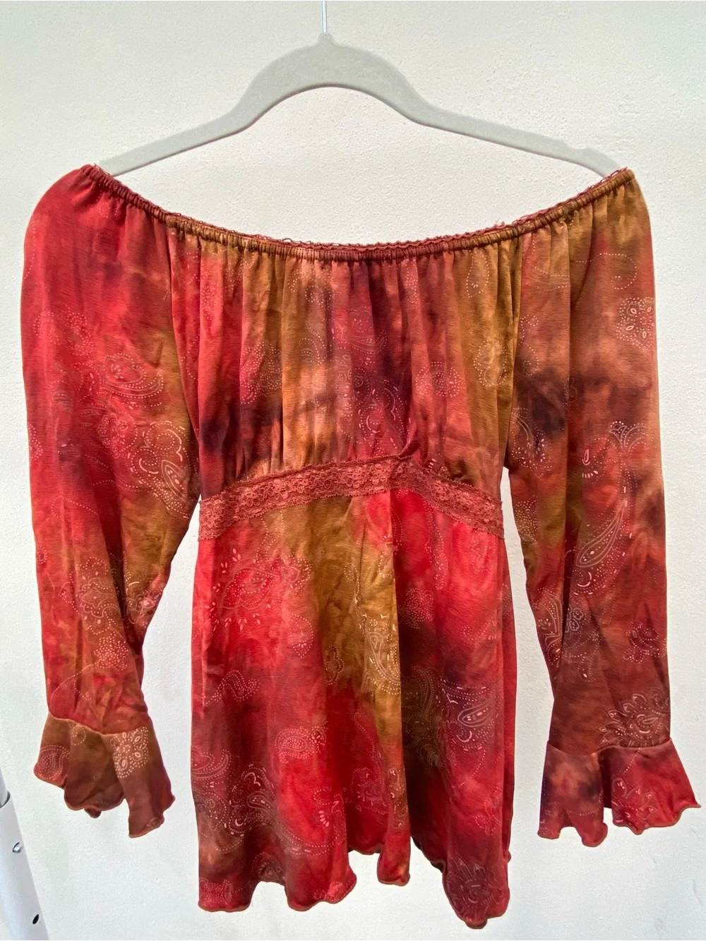 Y2K Red Paisley Babydoll Off Shoulder Tie Back Blouse Size Medium - Picture 1 of 8